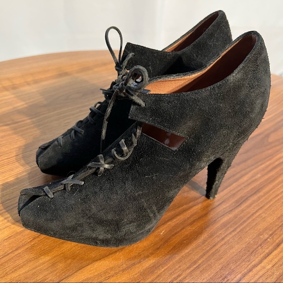 Acne lace up Shoe - Picture 2 of 8